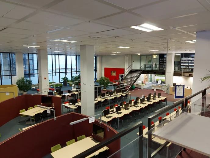 PC- und Gruppenarbeitsplätze