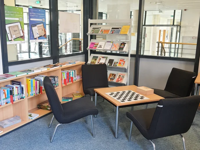 Bücherecke in der Physikbibliothek