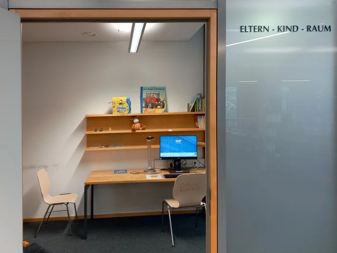 Eltern-Kind-Raum